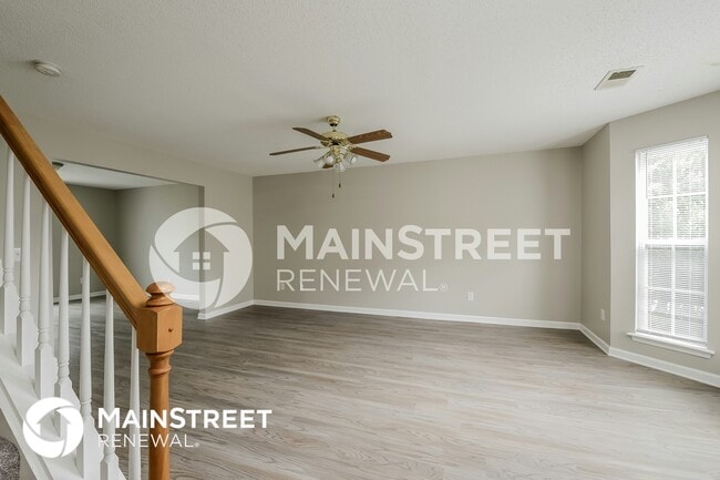 Foto del edificio - 5511 Grapevine Ct
