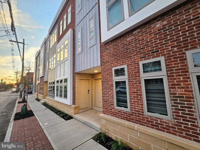 Foto del edificio - 200 Hamilton Ave