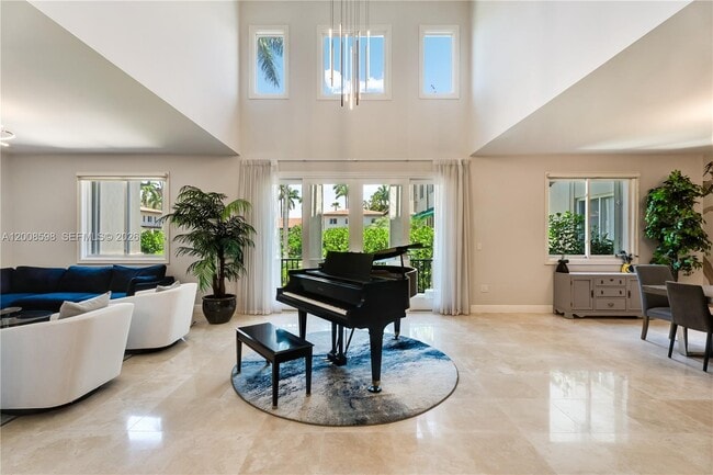 Building Photo - 13636 Deering Bay Dr