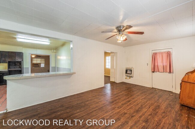 Foto del edificio - 2 br, 1 bath House - 122 ROESLER