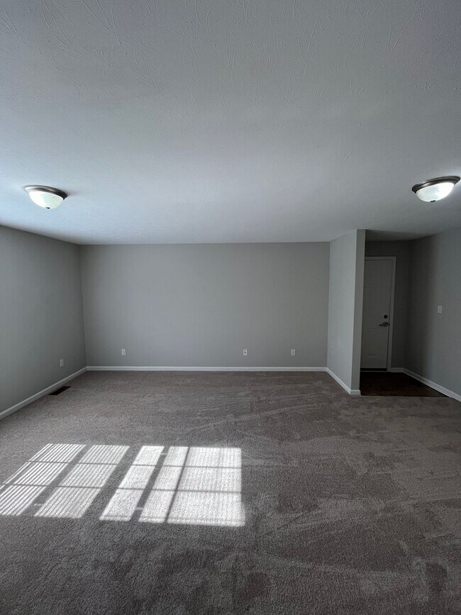 Foto del edificio - Upper Stone Apartments