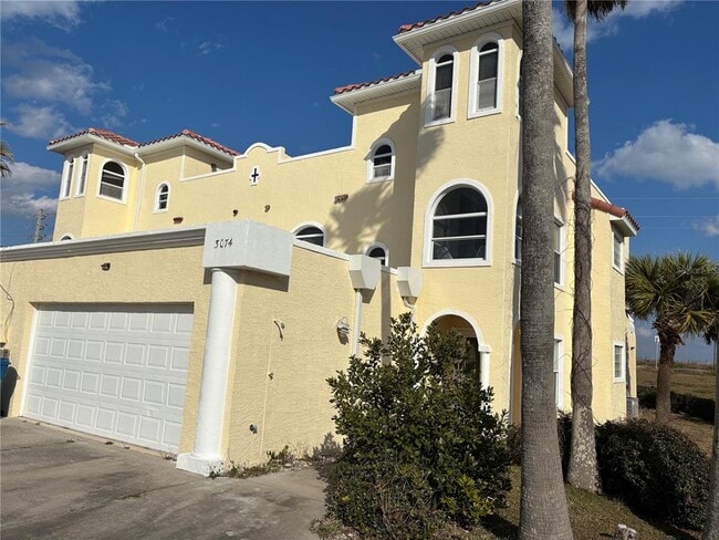 Foto del edificio - 3074 Ocean Shore Blvd