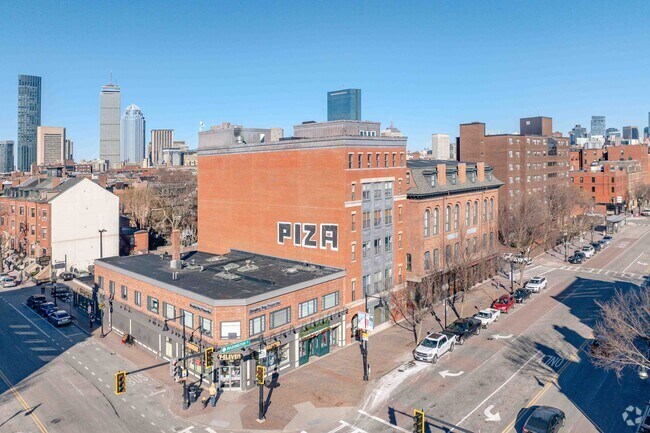 Fotografía del edificio - 1723 Washington St