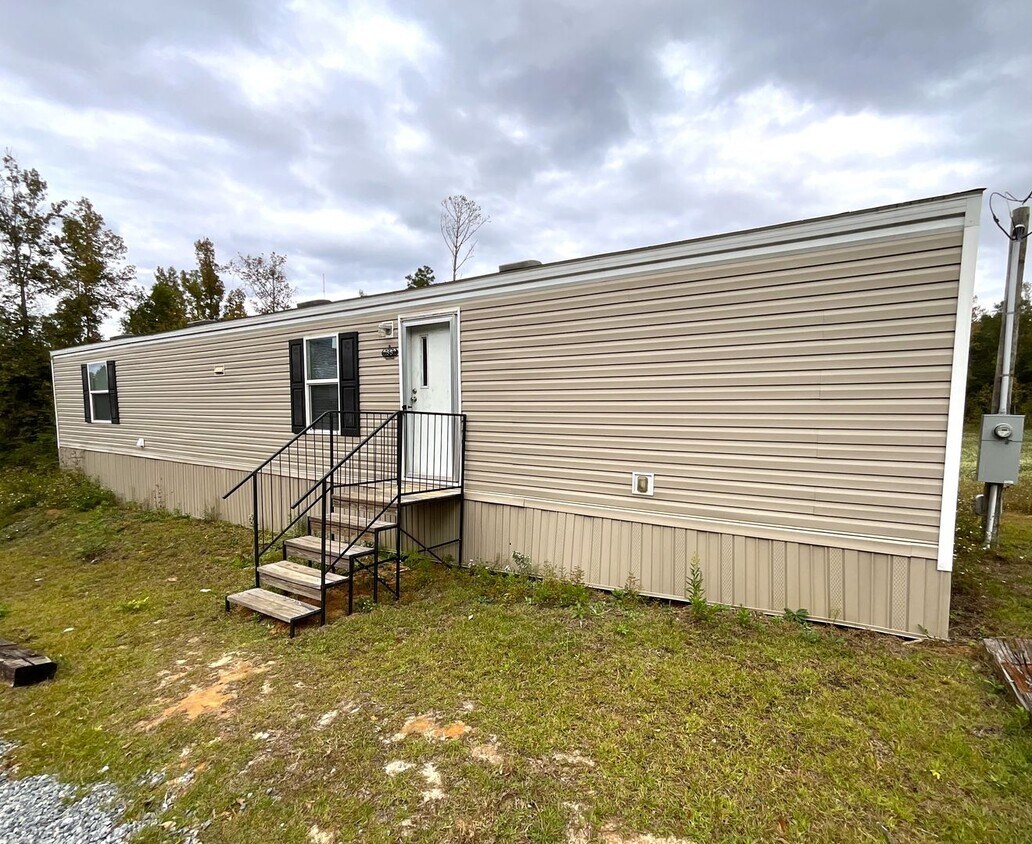 Foto principal - 2 Bedroom 2 Bathroom Mobile Home