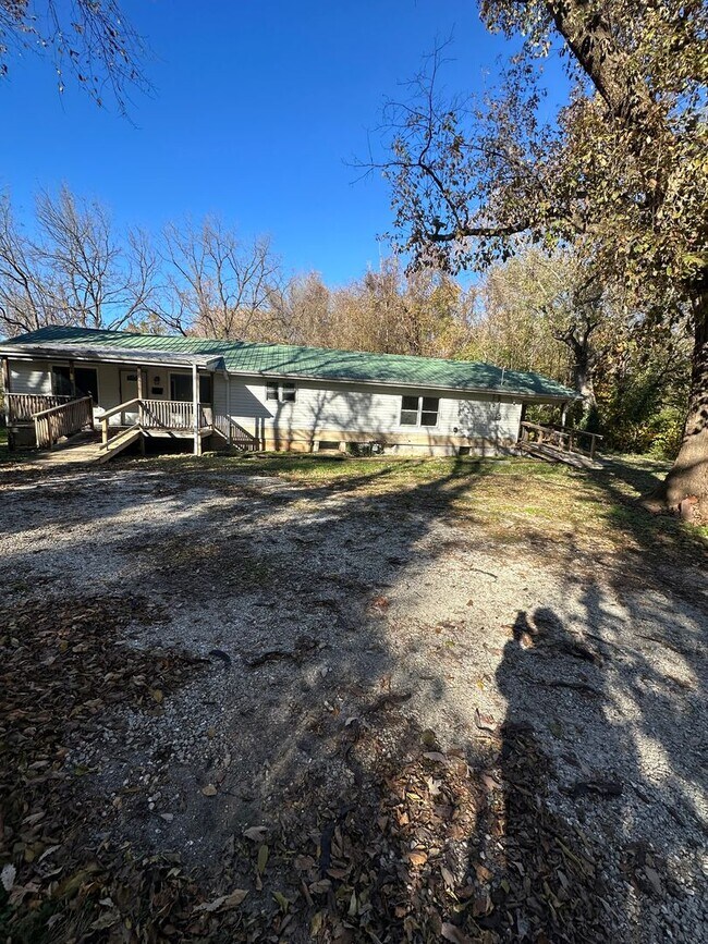 Foto del edificio - Creekside Escape with Three Decks