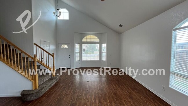 Spacious 4 Bed and 3 Bath in Hesperia!!! photo'