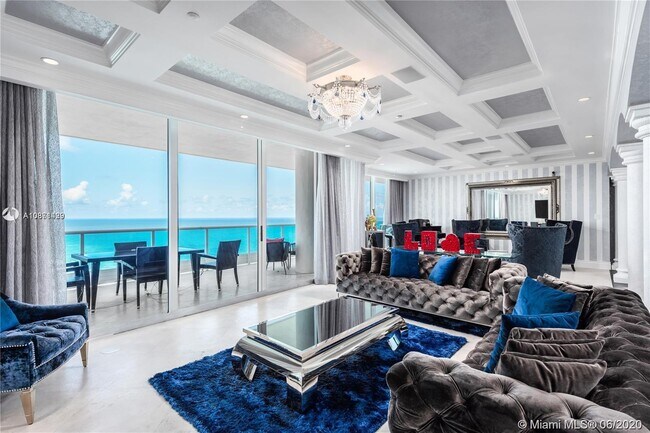 Foto del edificio - 5025 Collins Ave