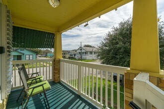 Building Photo - 3602 Ave Q 1/2