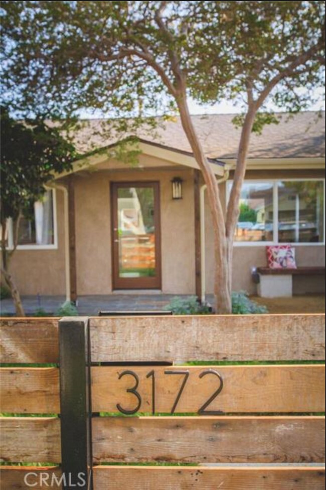 Foto del edificio - 3172 Atwater Avenue