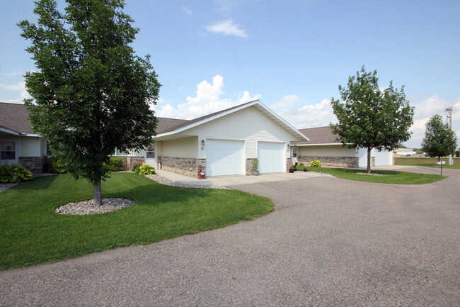 Building Photo - Blue Eagle Townhomes