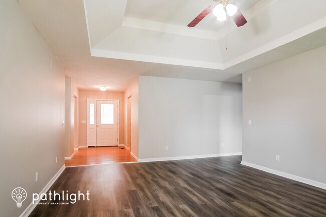 Building Photo - 3702 West Riverside Street, Springfield, M...