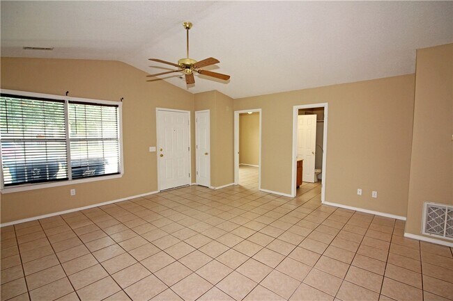 Foto del edificio - 207 SE 17th St