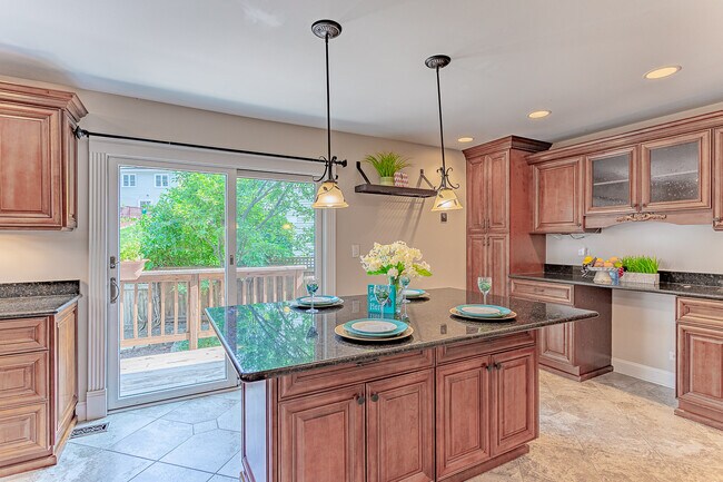 Foto del edificio - 1490 Paisley Ct