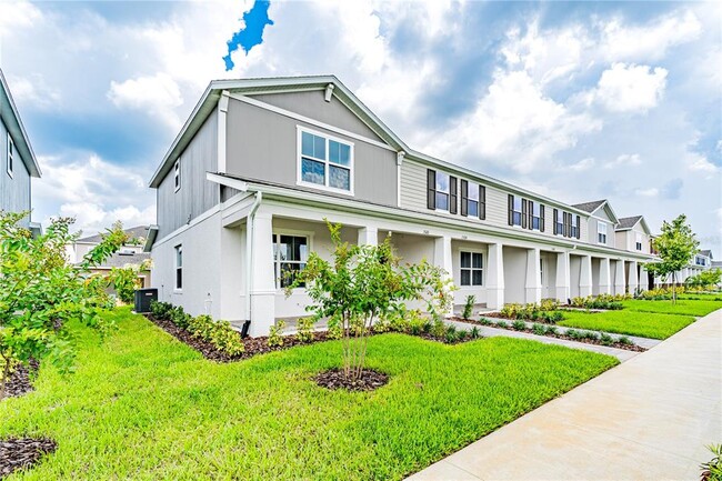 Building Photo - 15110 Windflower Aly