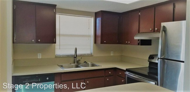 Building Photo - 9930 Grace Dr