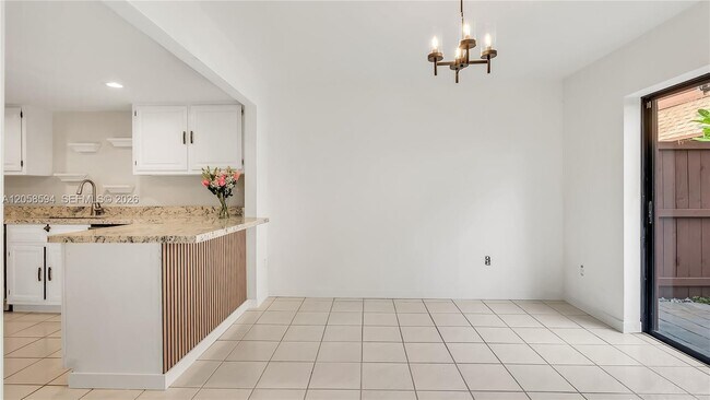 Foto del edificio - 7123 SW 115th Pl