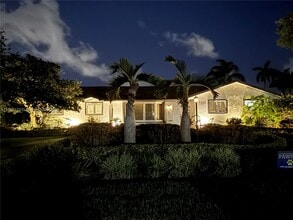 Building Photo - 13253 SW 104th Ct