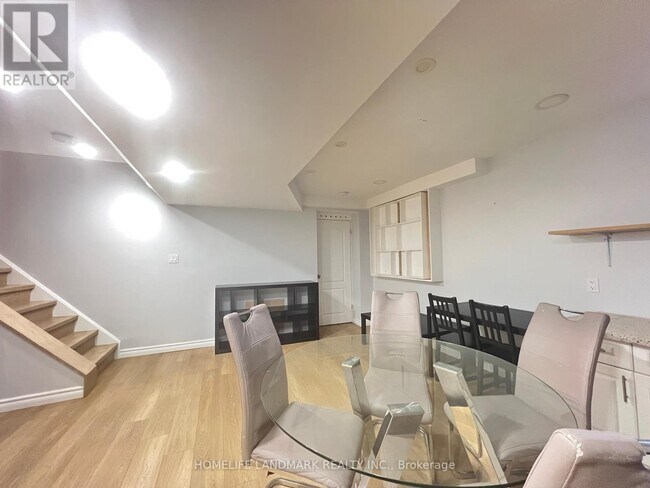 Photo du bâtiment - 11 Quantum St