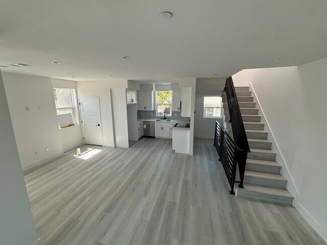 Foto del edificio - 419 S Eucalyptus Ave