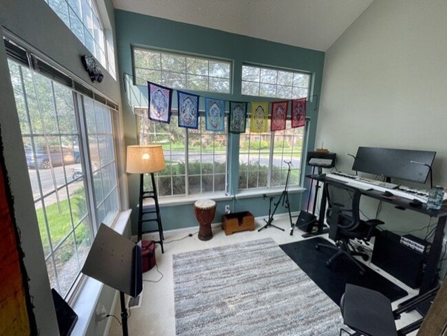 Building Photo - 4871 White Rock Cir