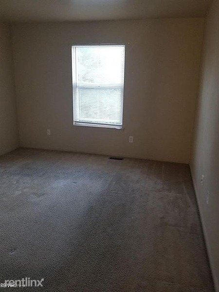 Foto del edificio - 3 br, 2.5 bath Condo - 24044 Noble Drive