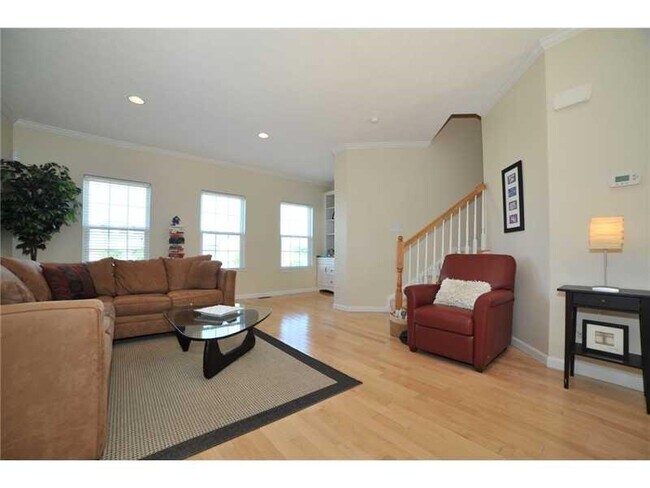 Foto del edificio - 704 Park Plaza E