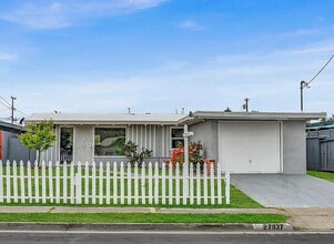 27837 Ormond Ave