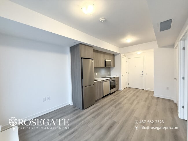 Building Photo - Modern 1-Bedroom Condo with Locker & Internet Included – Scarborough