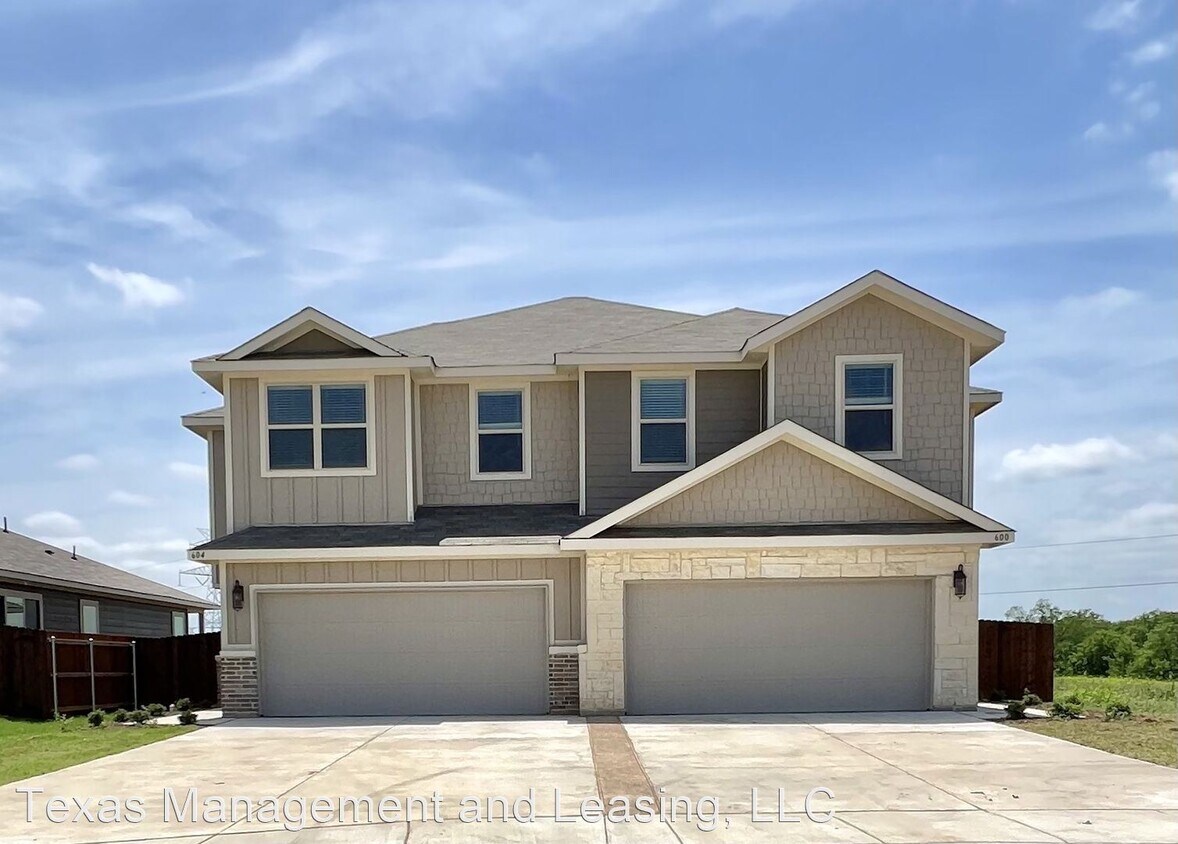 3 br, 2.5 bath House 600 Harvest Moon Drive House for Rent in Venus