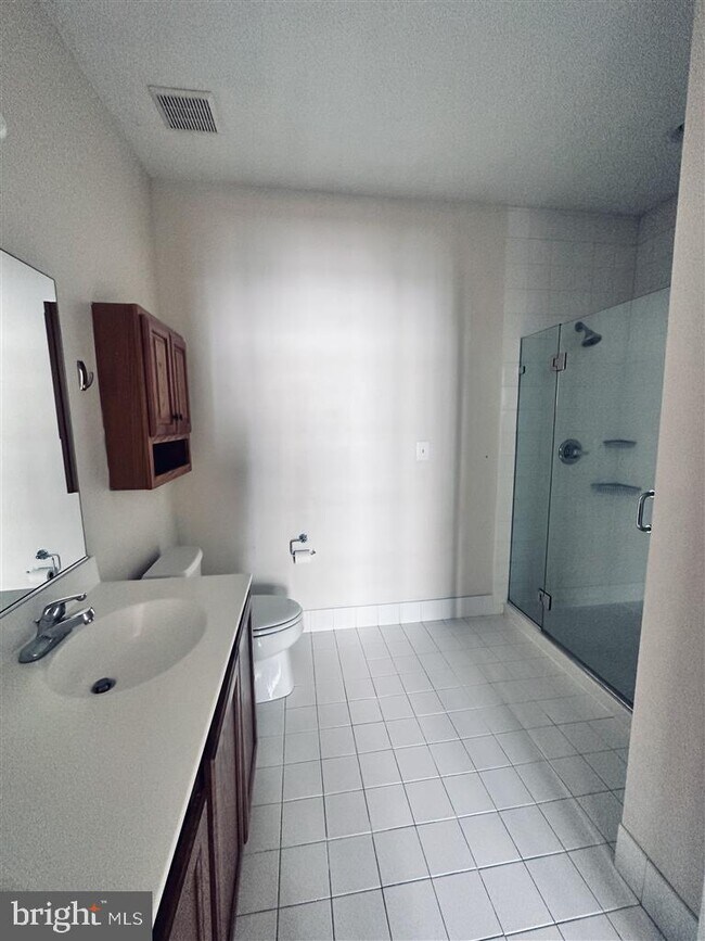 Foto del edificio - 3159 W Thompson St