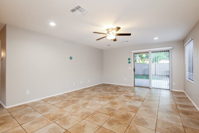 Foto del edificio - 5418 W Sands Rd