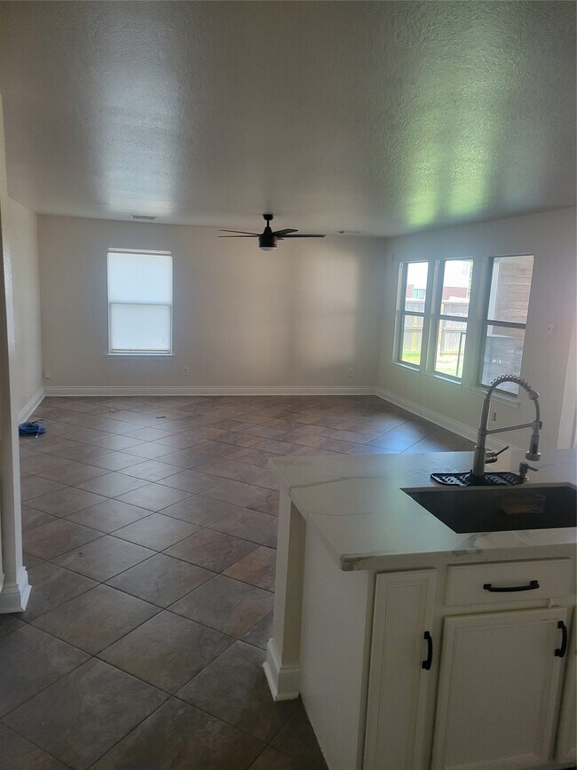 Foto del edificio - 3903 Brook Garden Ln