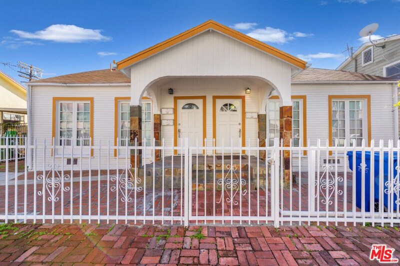 Foto principal - 301 1/2-352-352 N Benton Way