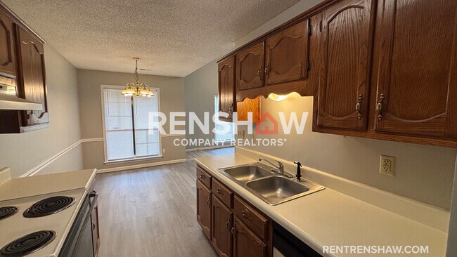 Building Photo - 4198 Meadow Valley Dr E