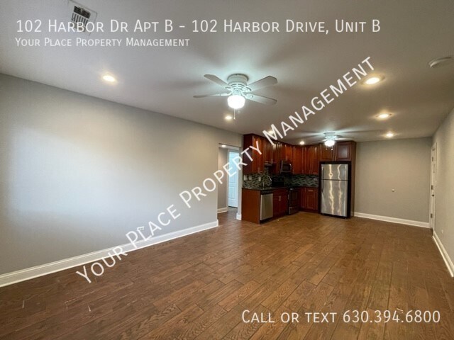 Building Photo - Renovated 2 Bed, 1 Bath Ranch Apartment - ...