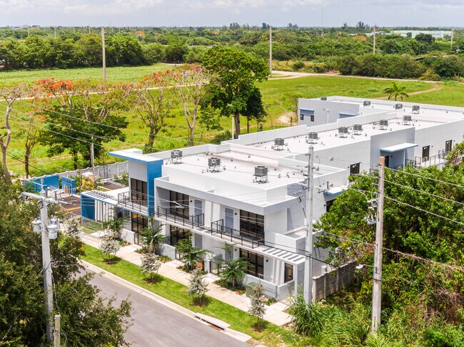 Foto del edificio - 24705 SW 129th Ave