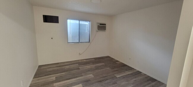 Building Photo - 203 Macon Ave