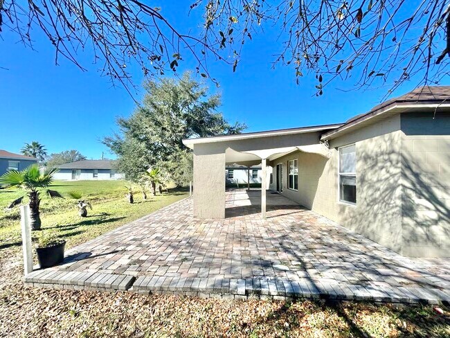 Building Photo - 221 Cobalt Dr