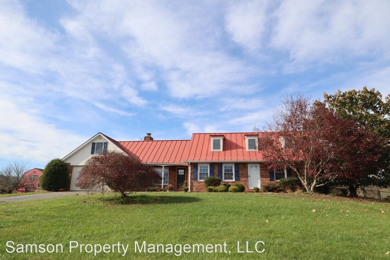 Primary Photo - 4 br, 2.5 bath House - 22727 Tail Race Rd