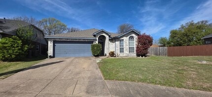 Building Photo - 1814 Mesa Ct