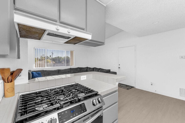 Building Photo - 31200 Landau Blvd