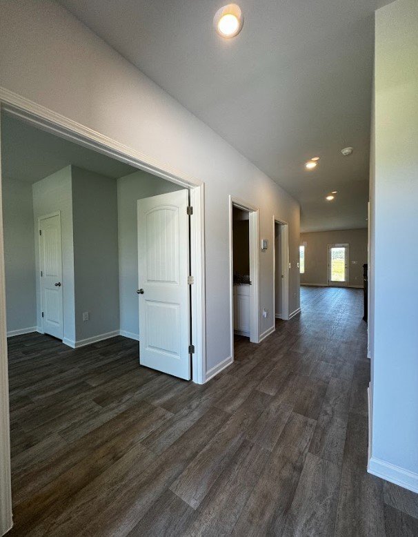 Foto del edificio - Stunning Brand New Build on 1.3 Acres in A...