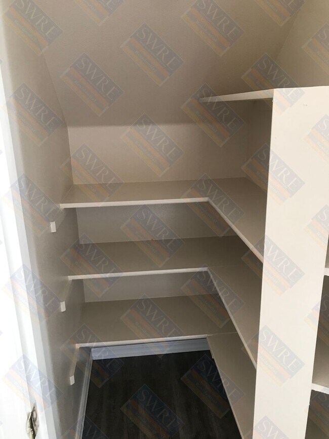 Foto del edificio - 2229 Westridge Dr