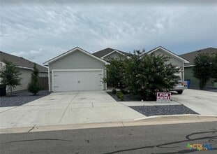 Building Photo - 3414 Scott Cir