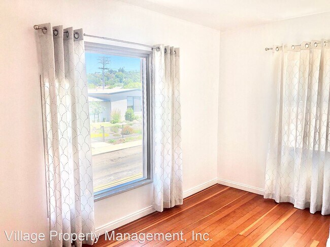 Building Photo - 1 br, 1 bath House - 125 East Alvarado Street