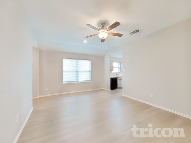 Foto del edificio - 11151 N Lake Mist Ln