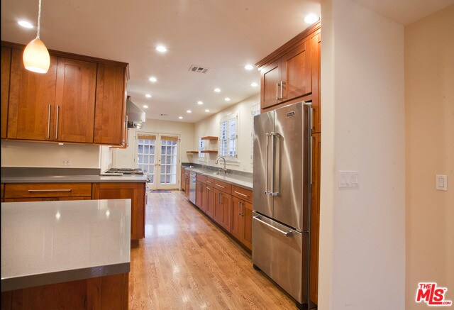 Building Photo - 261 S Swall Dr