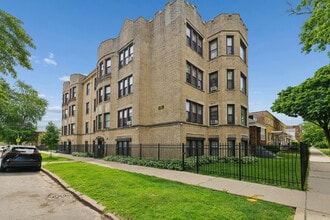 Building Photo - 911 E 85th St