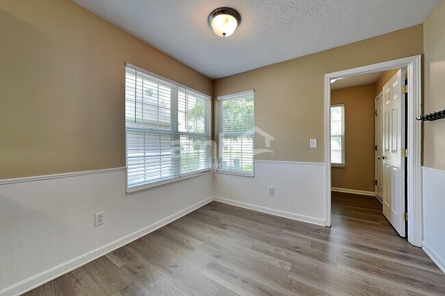 Building Photo - 7783 Haverhill Ln