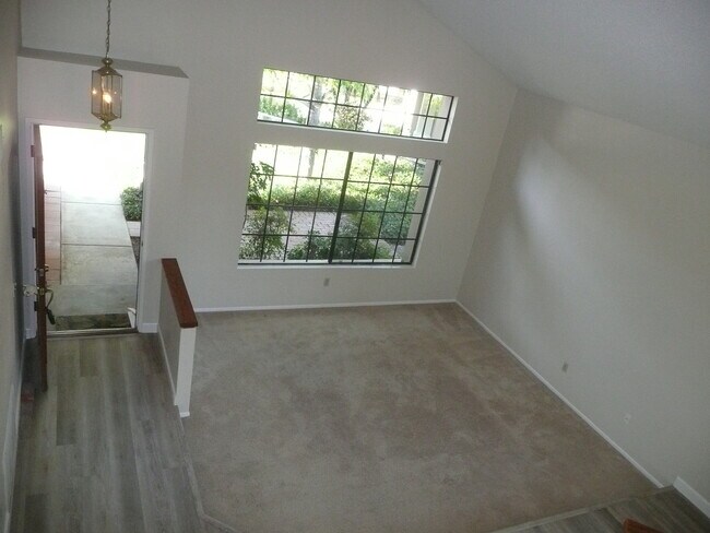 Building Photo - 12825 Gambusa Way